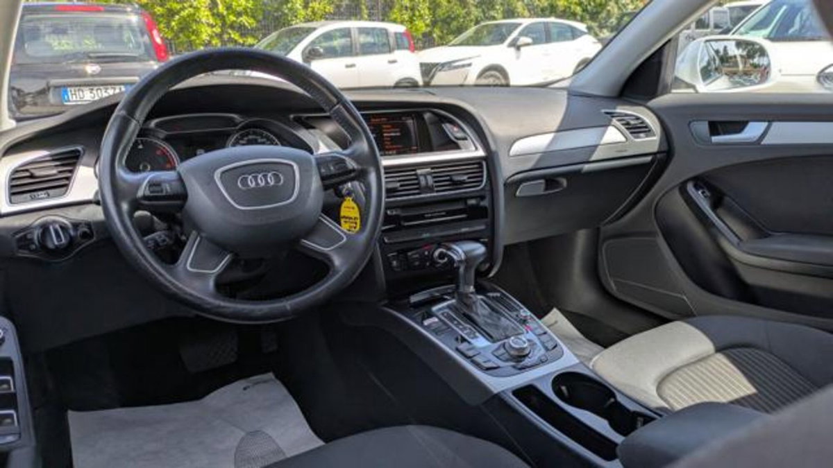 Audi A4 Avant 2.0 TDI 177CV (5)