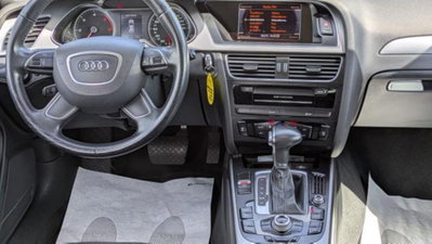 Audi A4 Avant 2.0 TDI 177CV (8)