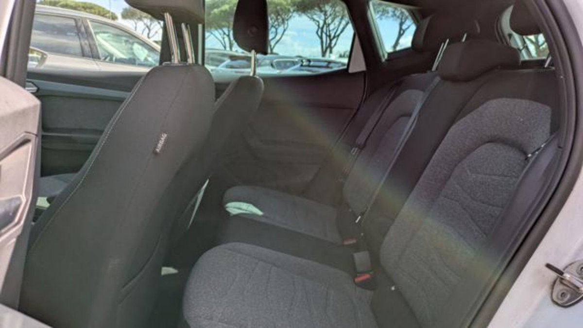 SEAT Arona 1.0 EcoTSI 110 CV DSG XPERIENCE (12)