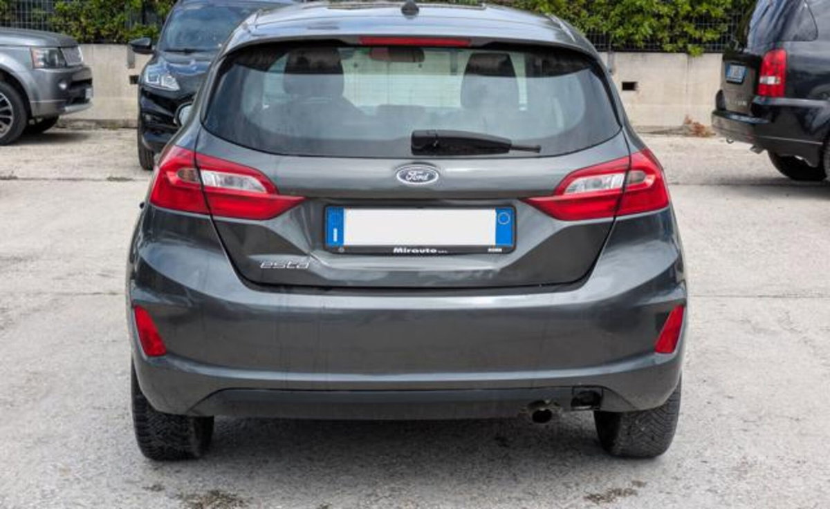Ford Fiesta 1.1 85 CV 5 porte Titanium (9)