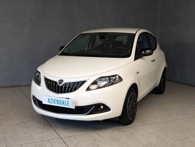 Lancia Ypsilon 1.0 FireFly 5 porte S&S Hybrid Ecochic Gold usata