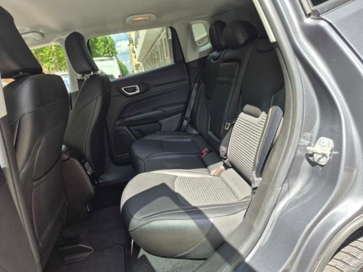 Jeep Compass 1.6 Multijet II 2WD Night Eagle (18)