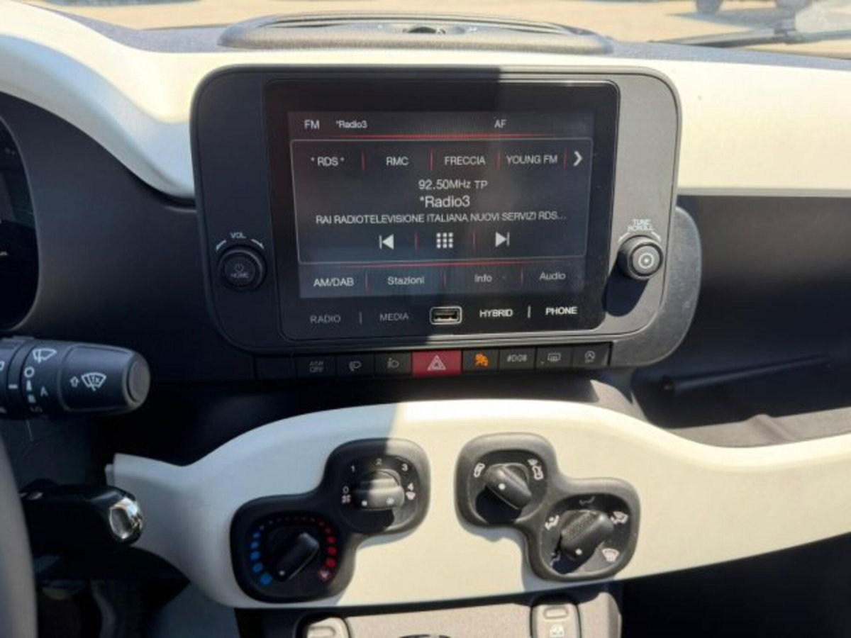 Fiat Panda 1.0 firefly hybrid s&s 70cv 5p.ti (13)
