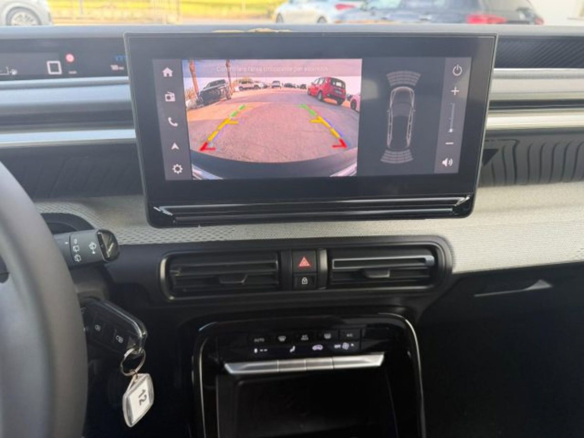 Citroen C3 1.2 puretech turbo Max 100cv s&s (8)