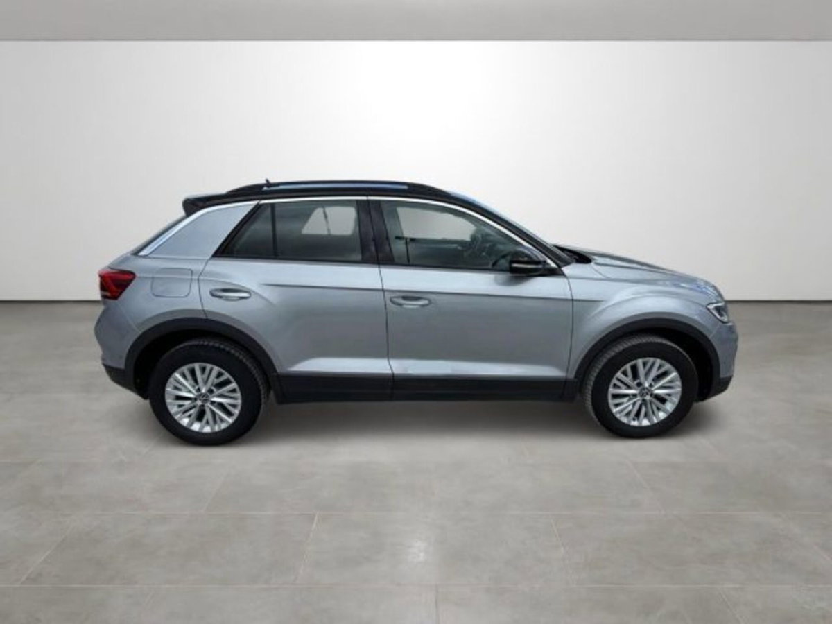 Volkswagen T-Roc 2.0 tdi Life 115cv (7)