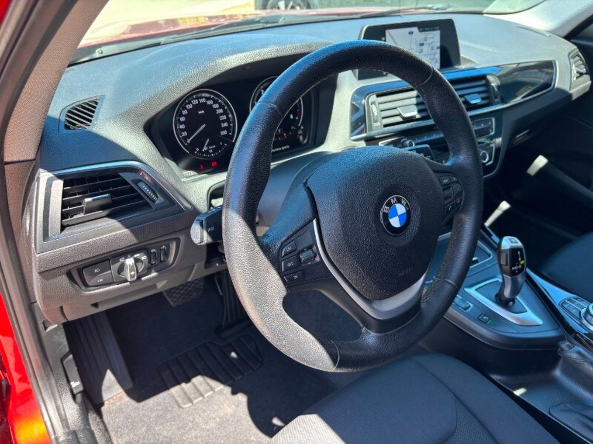 BMW Serie 1 5p. 116d 5p. Business (17)