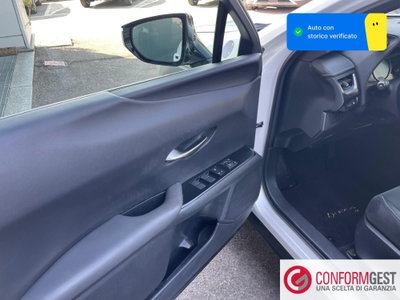 Lexus UX Hybrid 4WD Luxury (7)