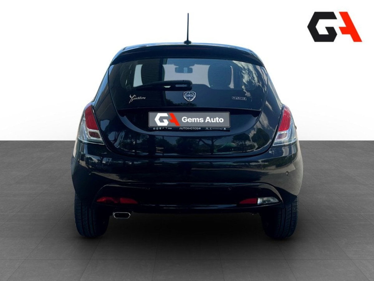 Lancia Ypsilon 1.0 FireFly 5 porte S&S Hybrid Gold Plus (6)