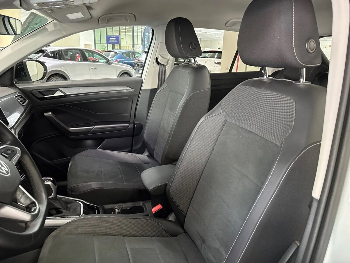 Volkswagen T-Roc 1.5 TSI ACT Style BlueMotion Technology (16)