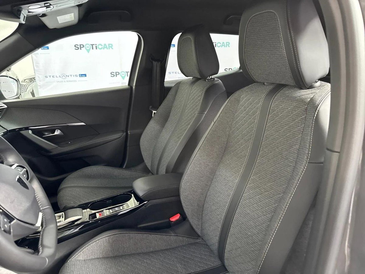 Peugeot 2008 PureTech 130 S&S EAT8 Allure Pack (6)