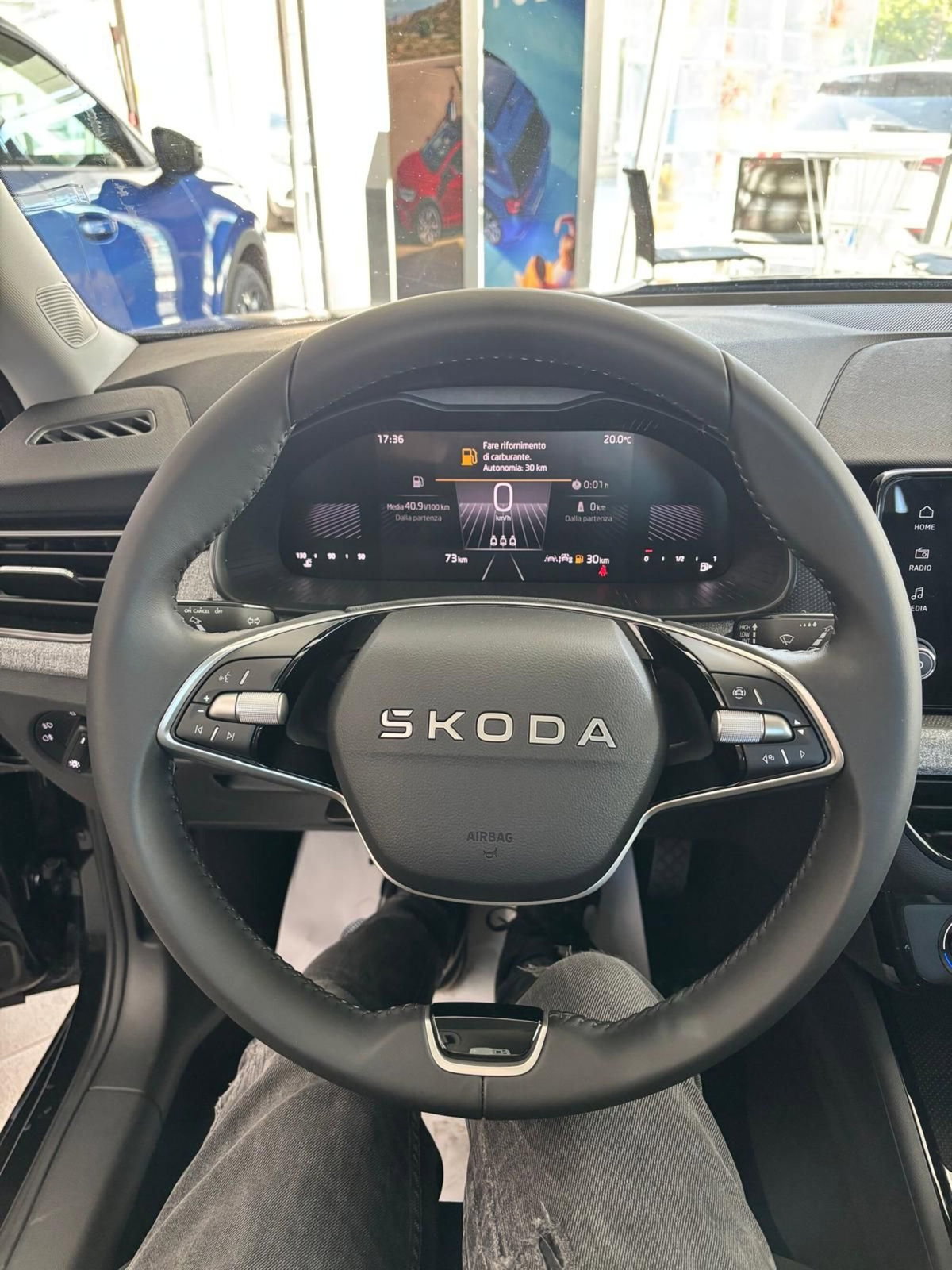 Skoda Kamiq 1.0 tsi Selection 95cv (18)