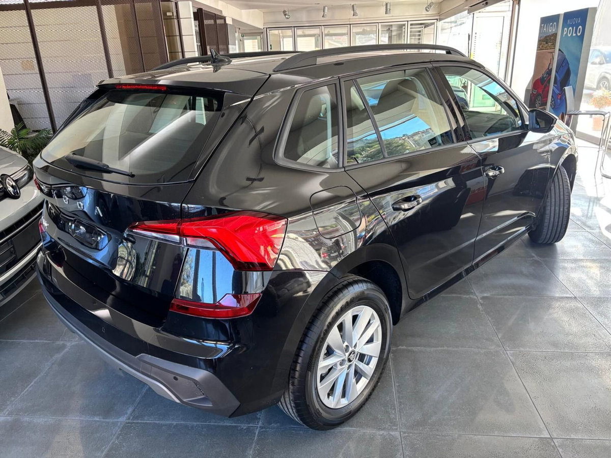 Skoda Kamiq 1.0 tsi Selection 95cv (5)