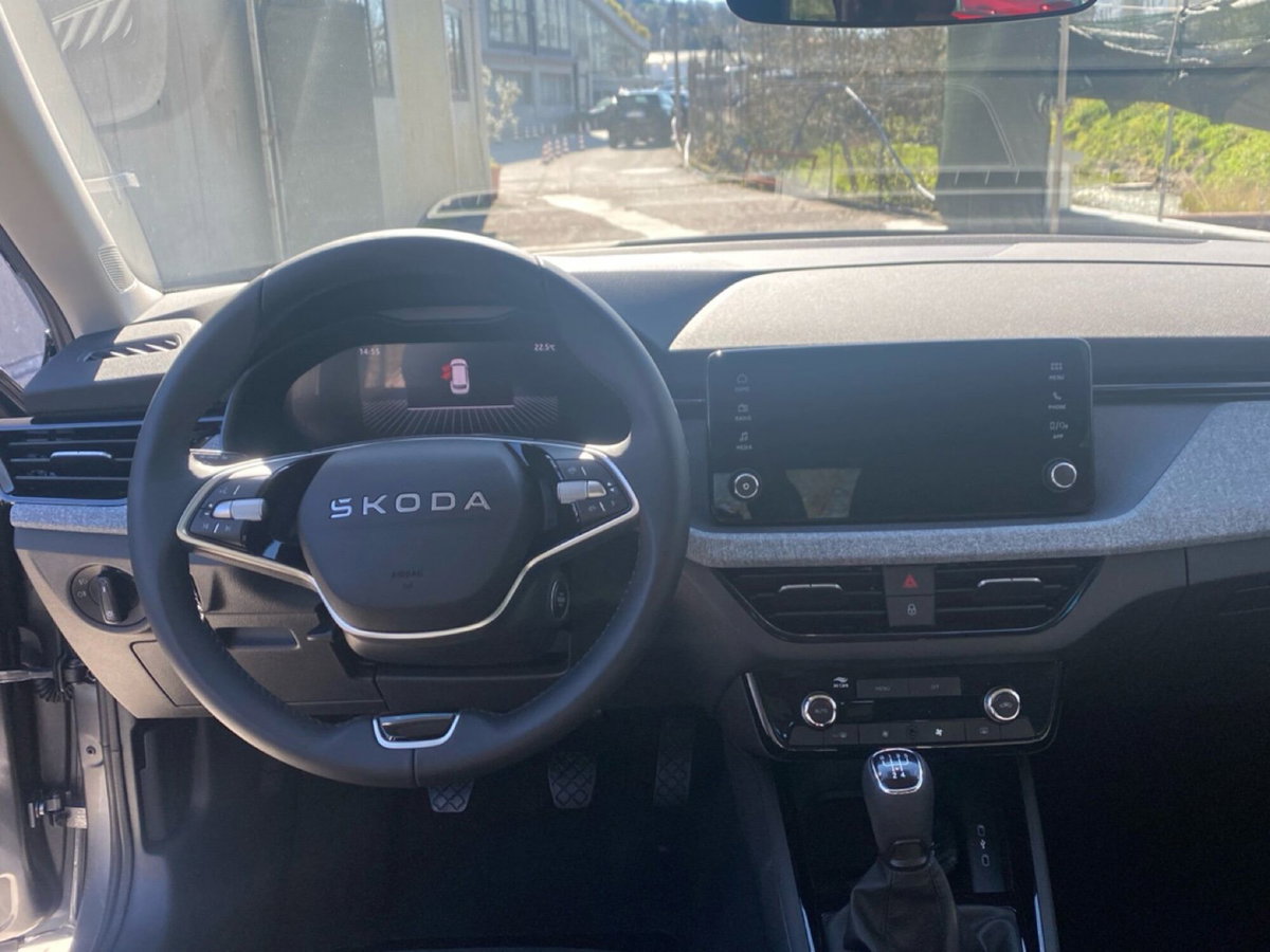 Skoda Kamiq 1.0 tsi Be More 95cv (18)
