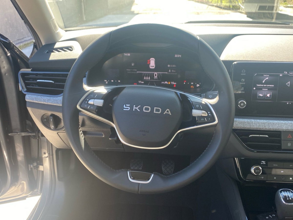 Skoda Kamiq 1.0 tsi Be More 95cv (20)