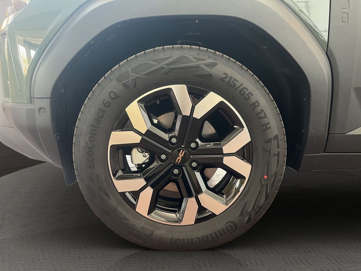 Dacia Duster 1.6 hybrid Extreme 140cv (4)