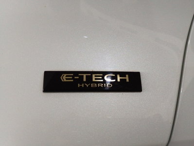 Renault Captur Full Hybrid E-Tech 145 CV Techno (11)