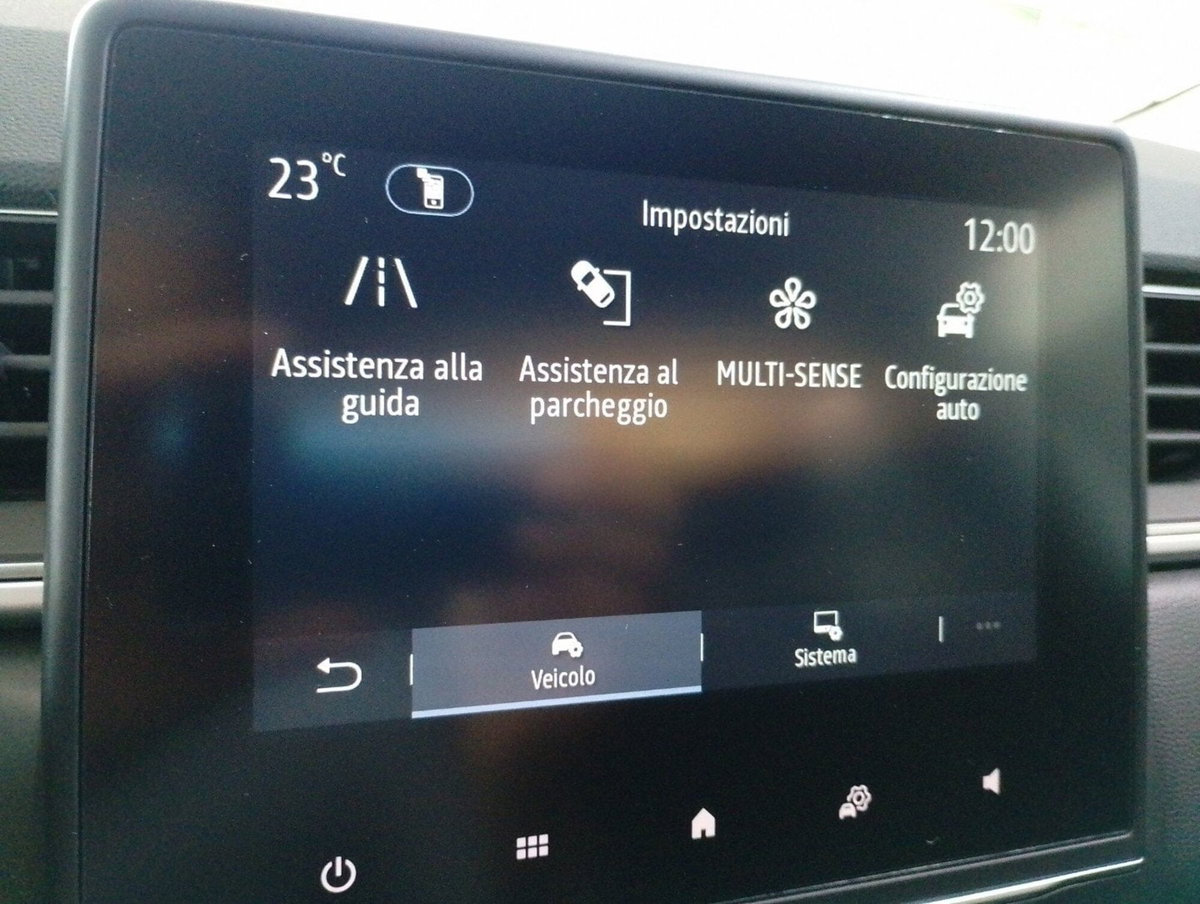 Renault Captur Full Hybrid E-Tech 145 CV Techno (18)