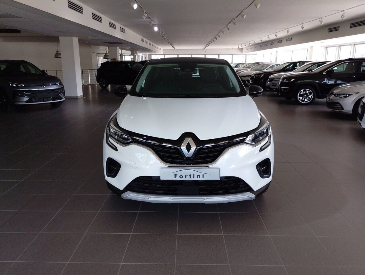 Renault Captur Full Hybrid E-Tech 145 CV Techno (2)