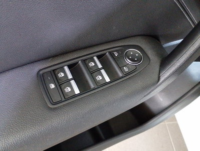 Renault Captur Full Hybrid E-Tech 145 CV Techno (20)