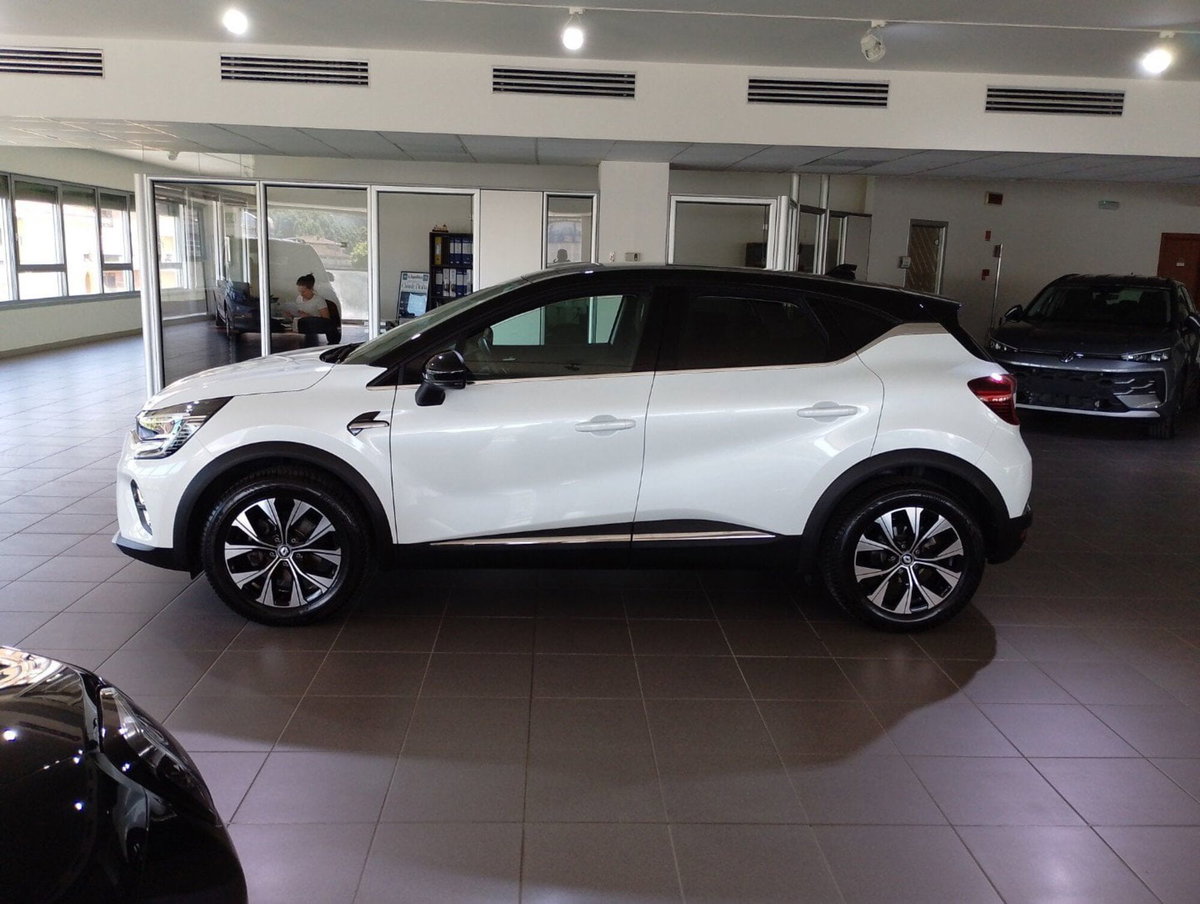 Renault Captur Full Hybrid E-Tech 145 CV Techno (3)