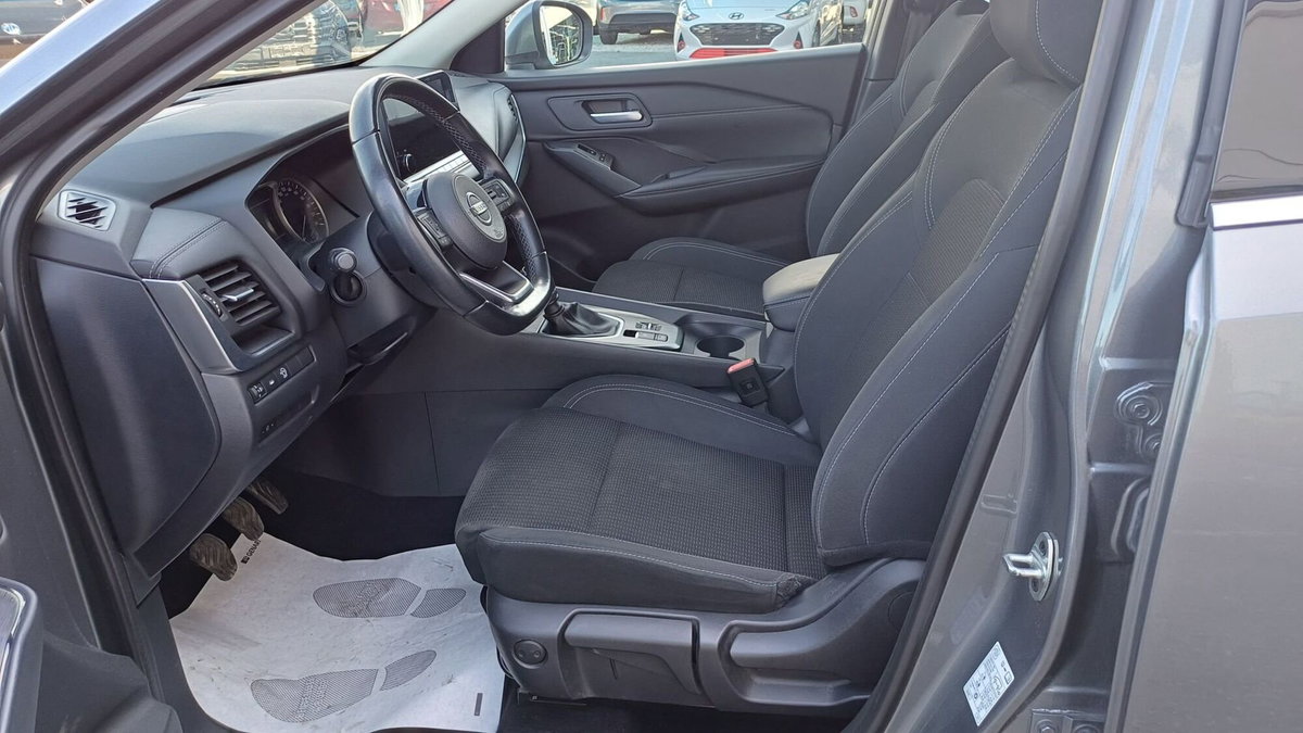 Nissan Qashqai 1.3 mhev Business 2wd 140cv (10)