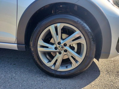 Volkswagen Taigo 1.0 tsi R-Line 115cv (10)