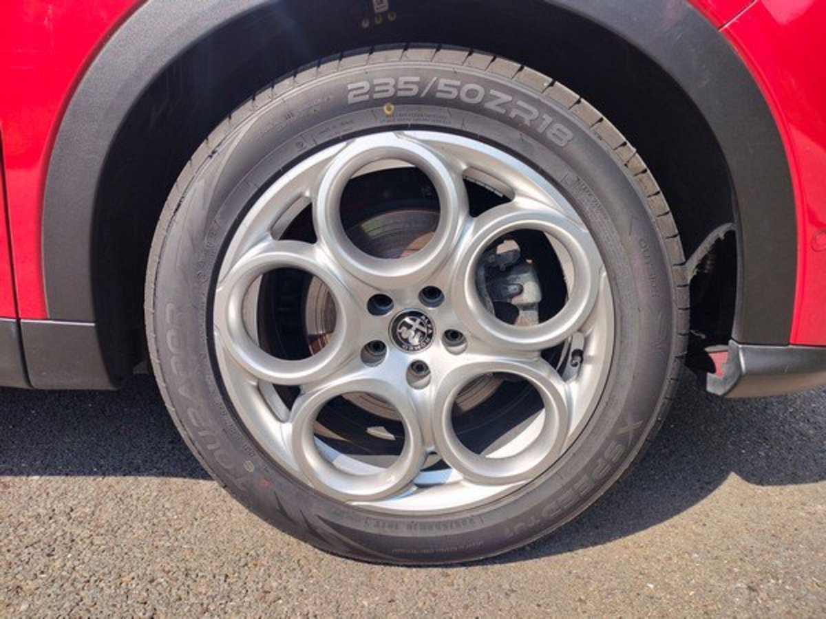 Alfa Romeo Tonale 1.6 Sprint 130cv tct6 (10)
