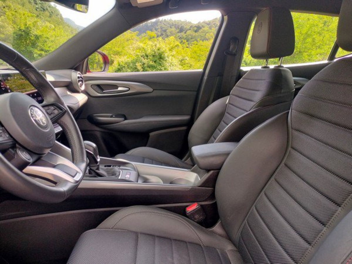 Alfa Romeo Tonale 1.6 Sprint 130cv tct6 (13)