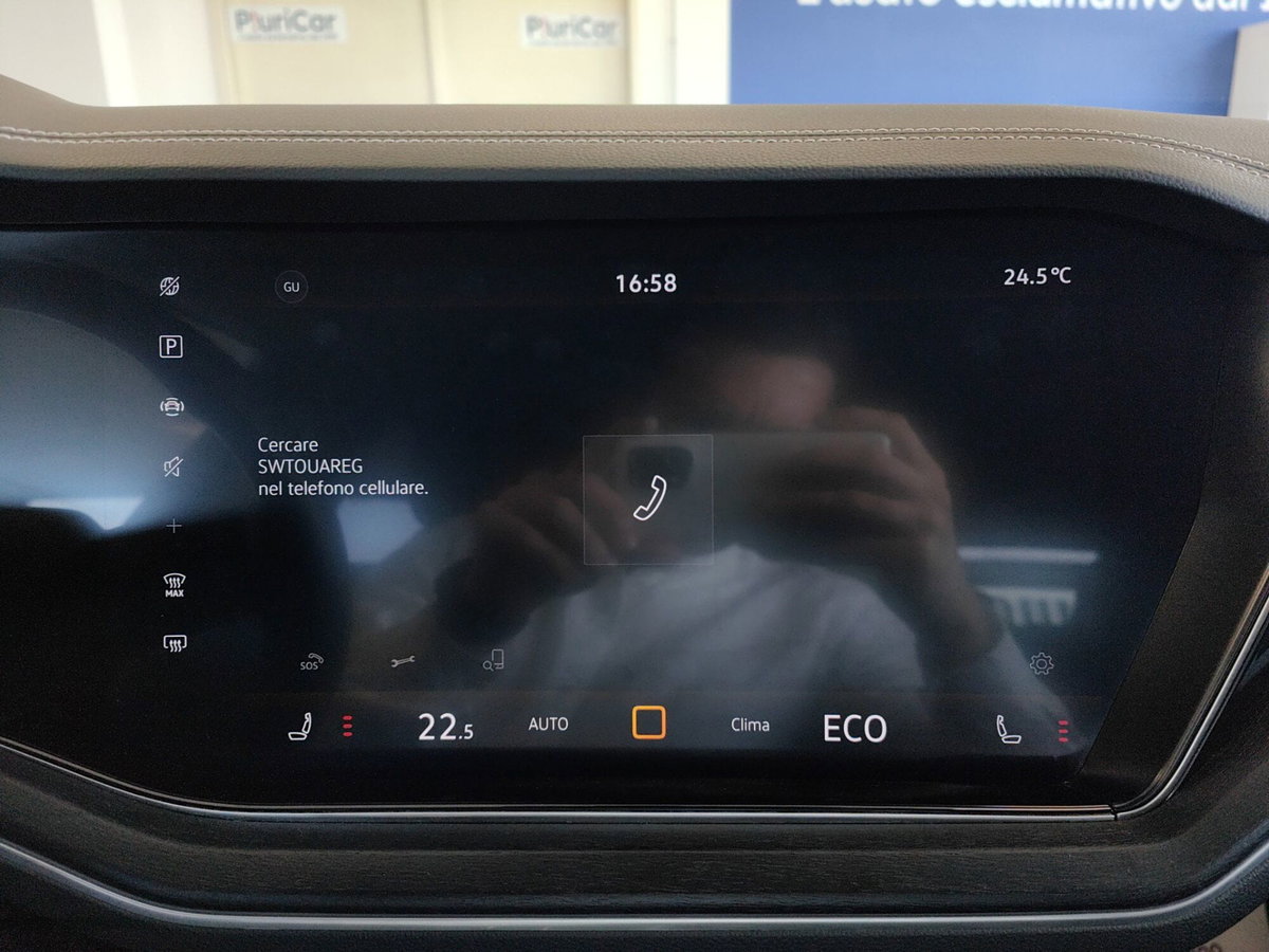 Volkswagen Touareg 3.0 V6 TDI SCR (13)
