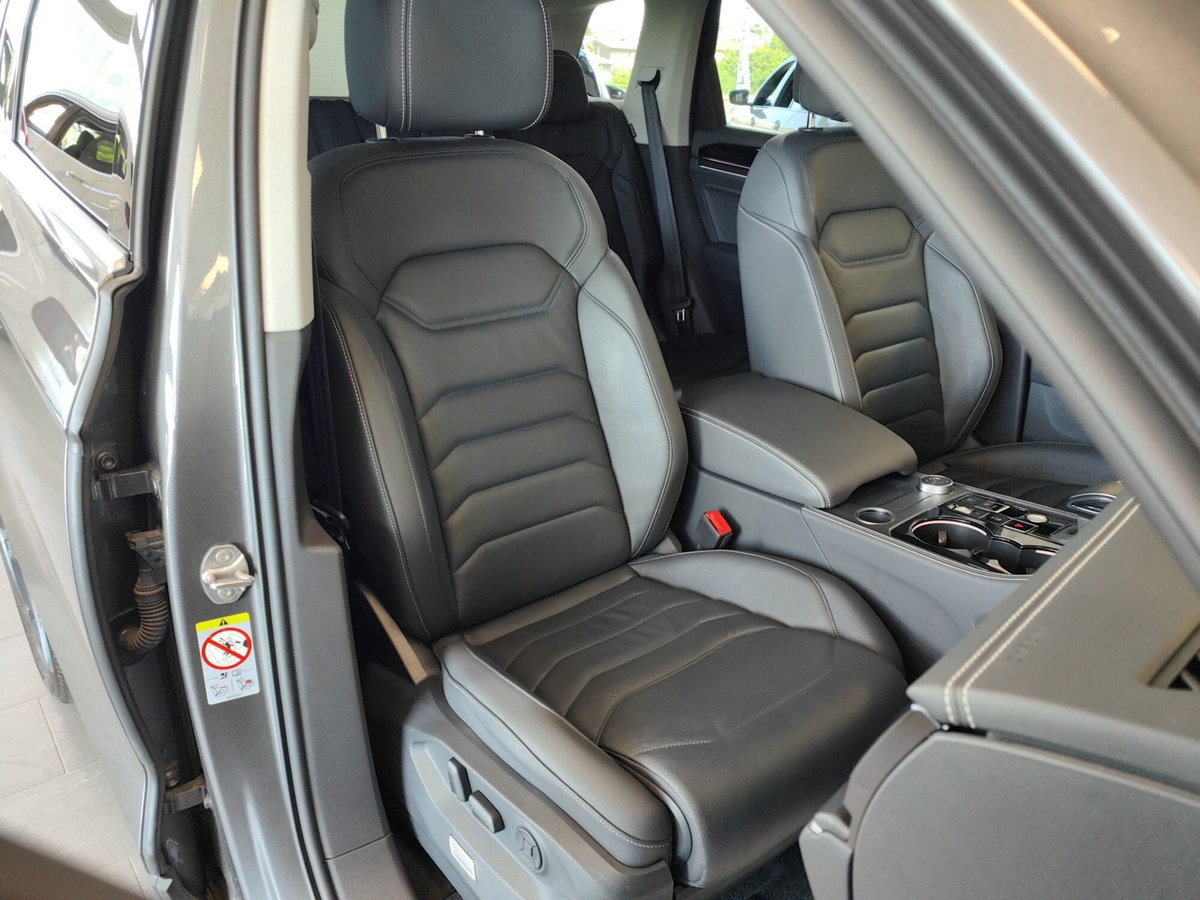 Volkswagen Touareg 3.0 V6 TDI SCR (5)