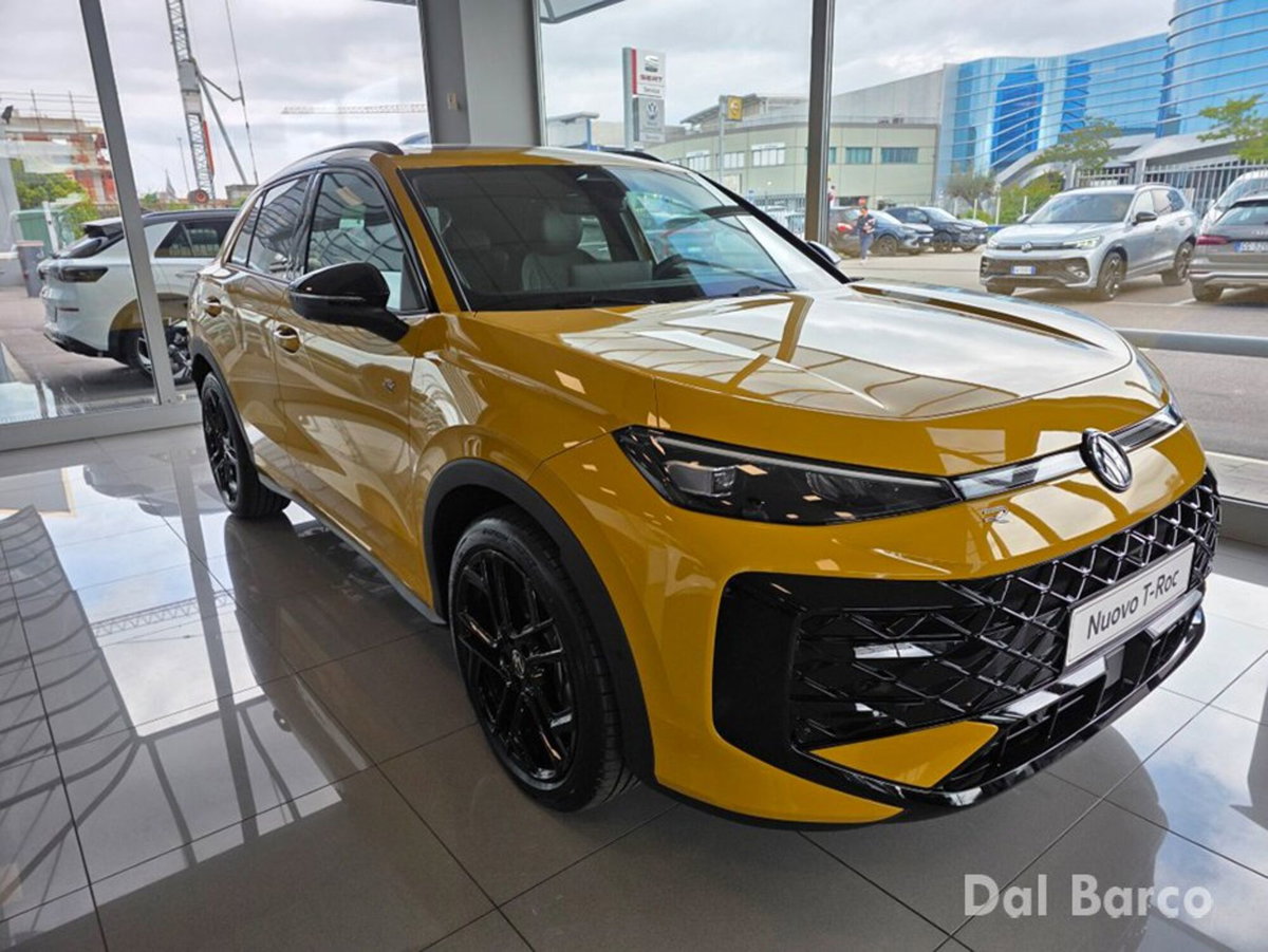 Volkswagen T-Roc 1.5 etsi R-Line 150cv dsg (3)