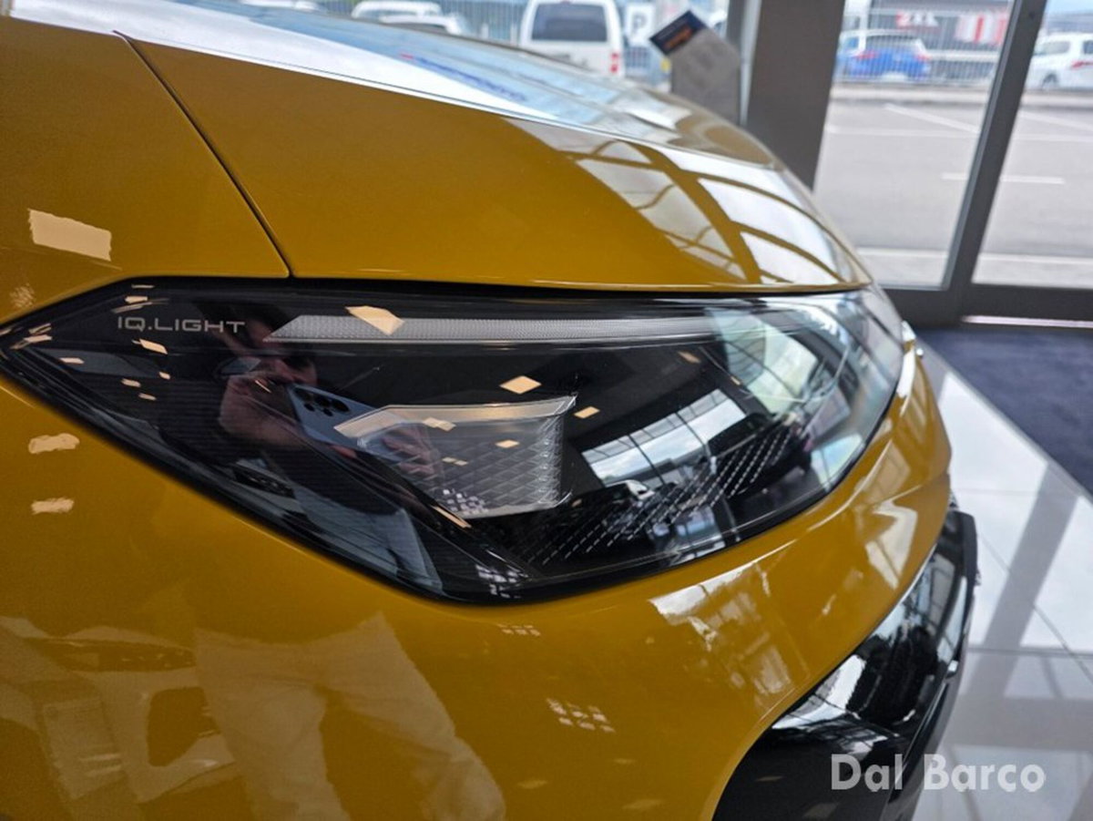 Volkswagen T-Roc 1.5 etsi R-Line 150cv dsg (8)