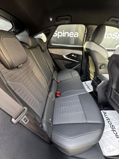 Peugeot 3008 1.2 hybrid GT 145cv e-dcs6 (11)