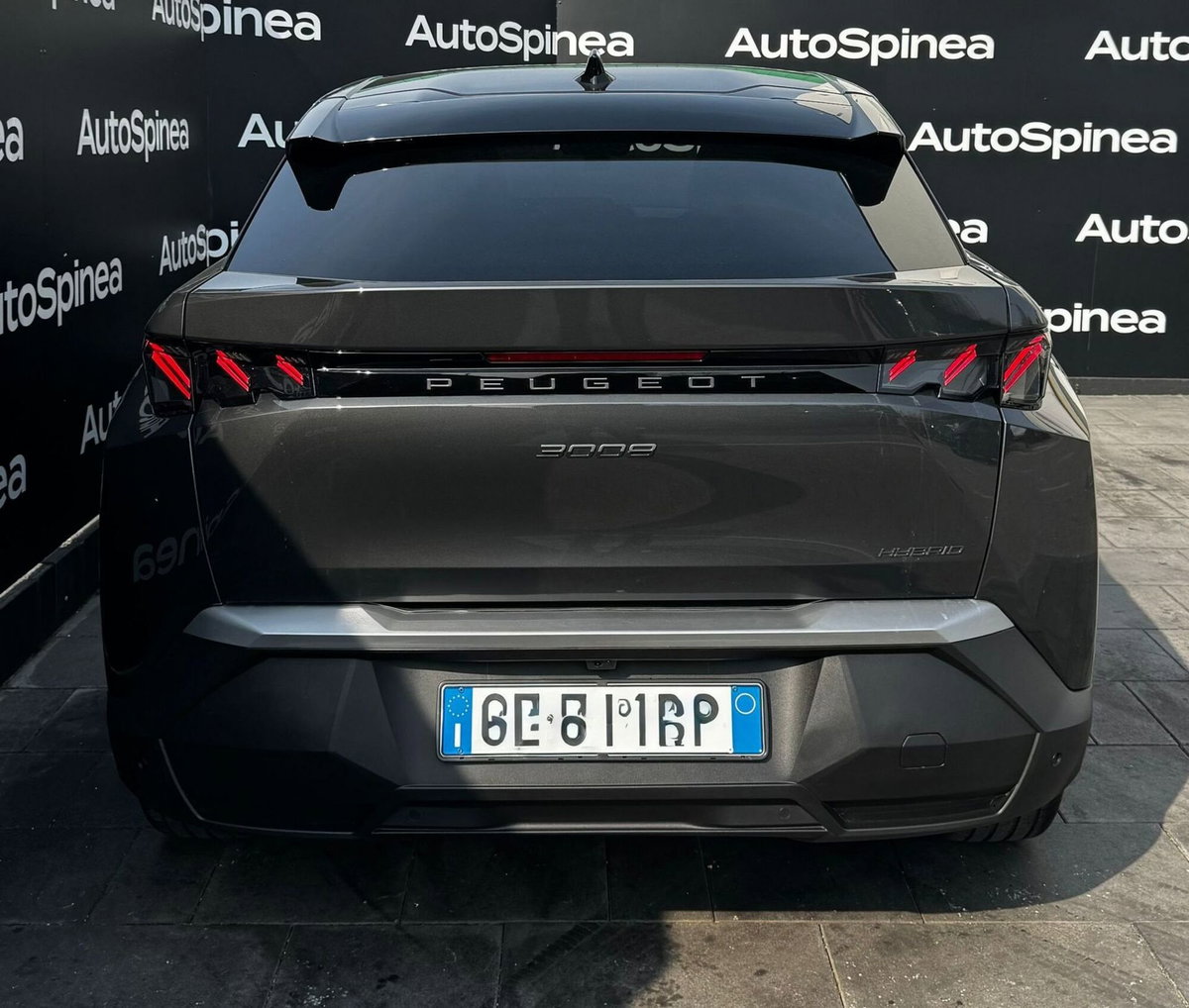 Peugeot 3008 1.2 hybrid GT 145cv e-dcs6 (3)