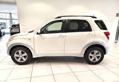 Daihatsu Terios 1.5 4WD Hiro (2)