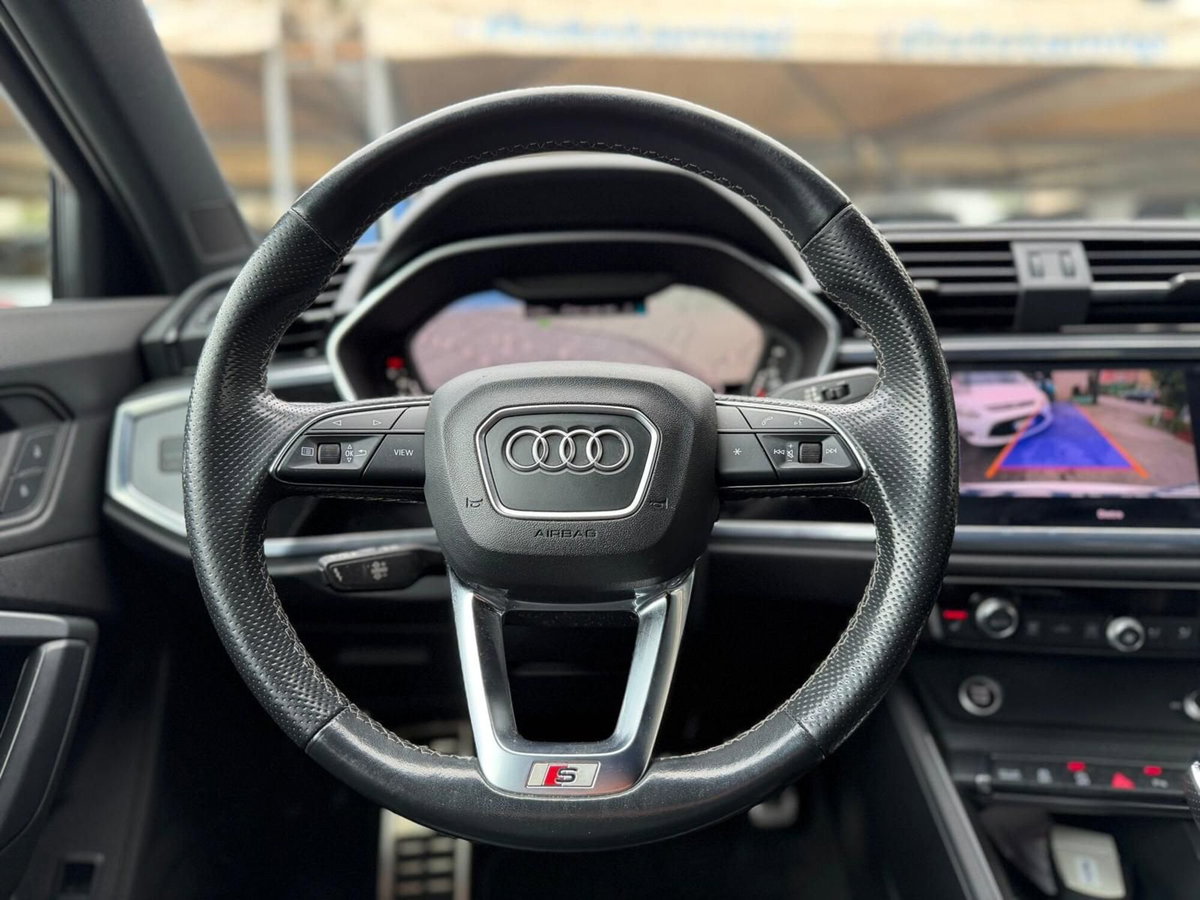 Audi Q3 Sportback 35 TDI quattro S tronic S line edition (10)