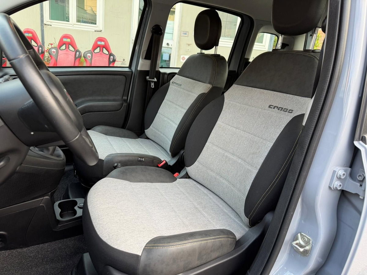 Fiat Panda Cross Cross 1.0 FireFly S&S Hybrid (13)