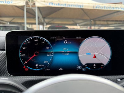 Mercedes-Benz CLA Shooting Brake 200 d Automatic Shooting Brake Sport (11)