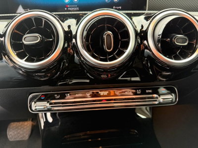 Mercedes-Benz CLA Shooting Brake 200 d Automatic Shooting Brake Sport (13)