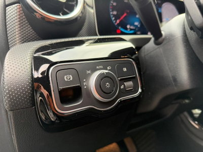 Mercedes-Benz CLA Shooting Brake 200 d Automatic Shooting Brake Sport (14)