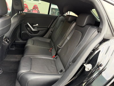 Mercedes-Benz CLA Shooting Brake 200 d Automatic Shooting Brake Sport (18)