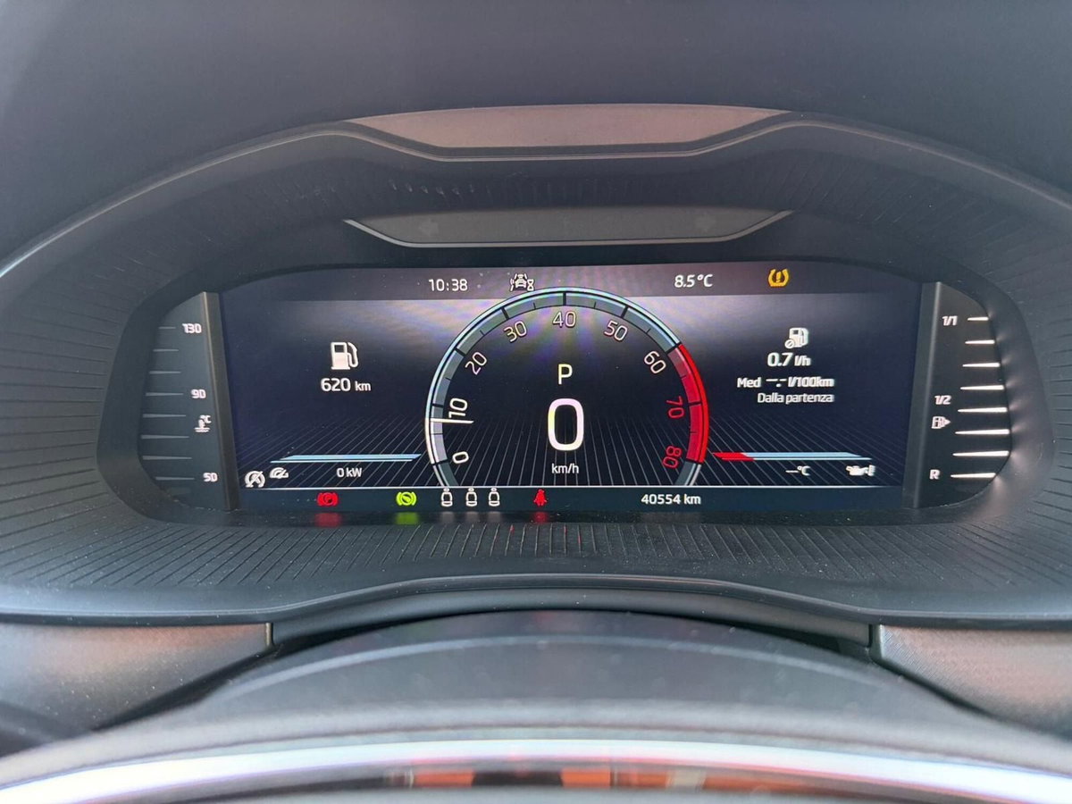 Skoda Kamiq 1.5 TSI ACT DSG Monte Carlo (11)