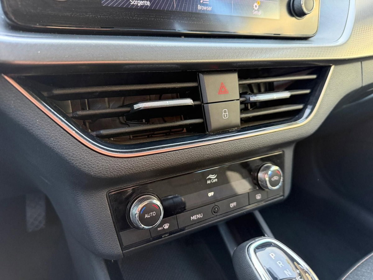 Skoda Kamiq 1.5 TSI ACT DSG Monte Carlo (14)