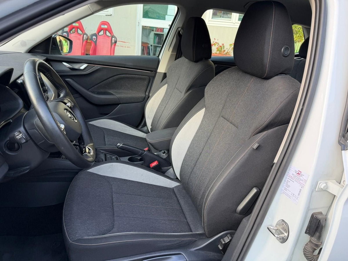 Skoda Kamiq 1.5 TSI ACT DSG Monte Carlo (16)
