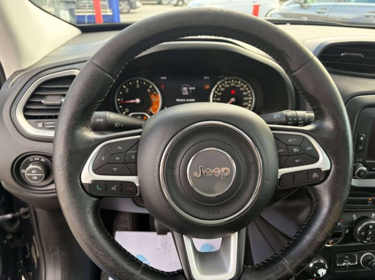 Jeep Renegade 2.0 Mjt 140CV 4WD Active Drive Limited (14)