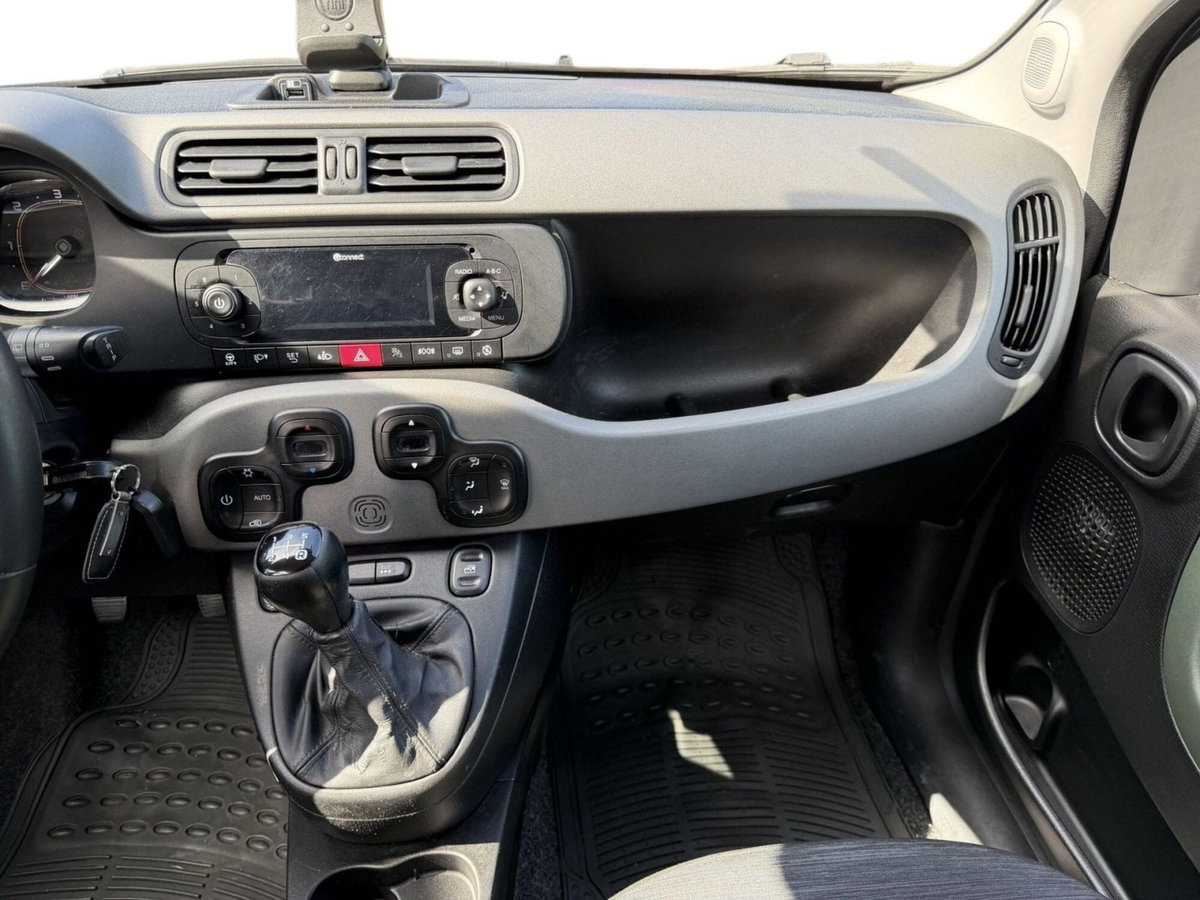 Fiat Panda 1.3 MJT 95 CV S&S 4x4 (15)