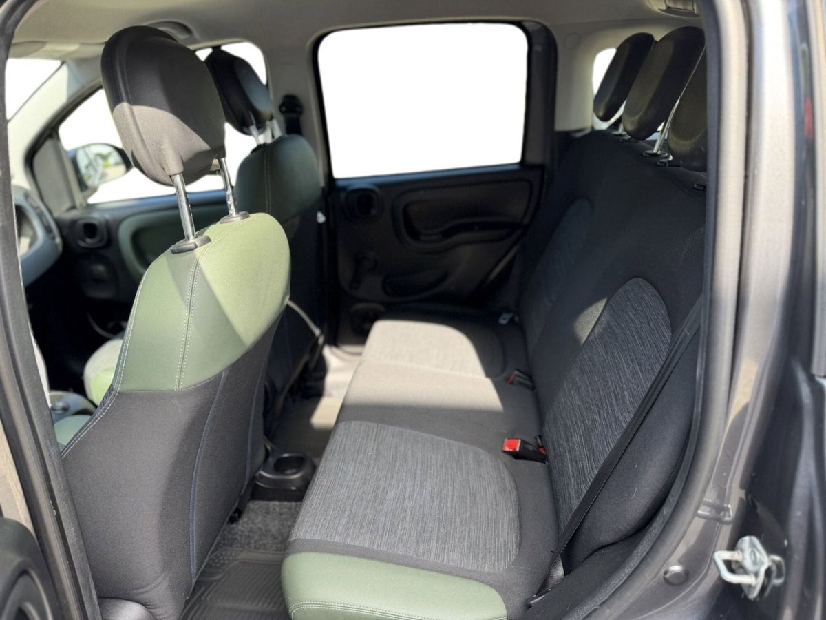 Fiat Panda 1.3 MJT 95 CV S&S 4x4 (16)