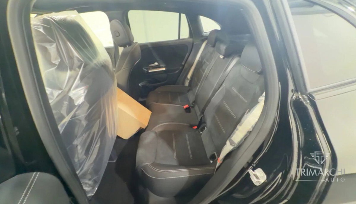 Mercedes-Benz GLA SUV 200 d Edition AMG Line auto (13)