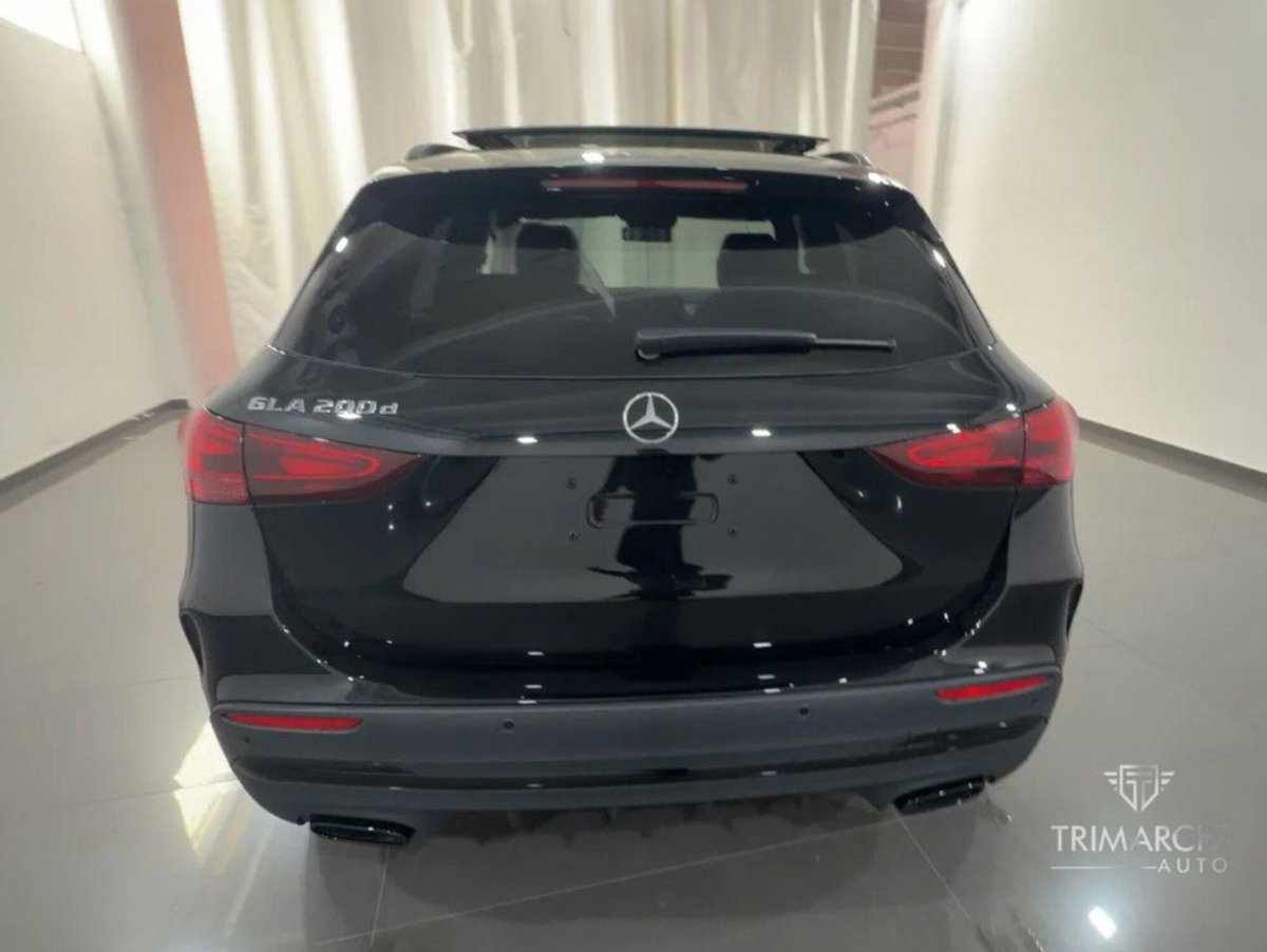 Mercedes-Benz GLA SUV 200 d Edition AMG Line auto (4)