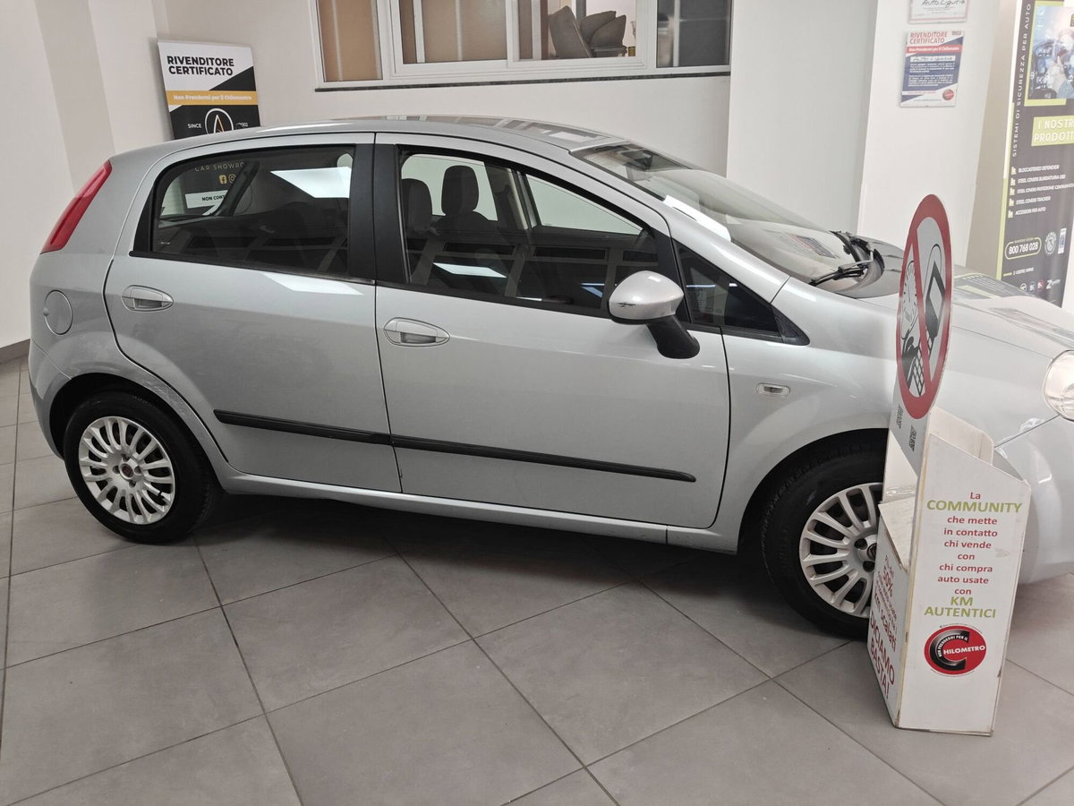 Fiat Grande Punto 1.3 MJT 90 CV 5 porte Dynamic (11)